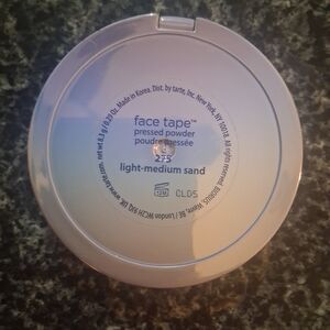 tarte Face Tape Pressed Powder — Light Medium Sand